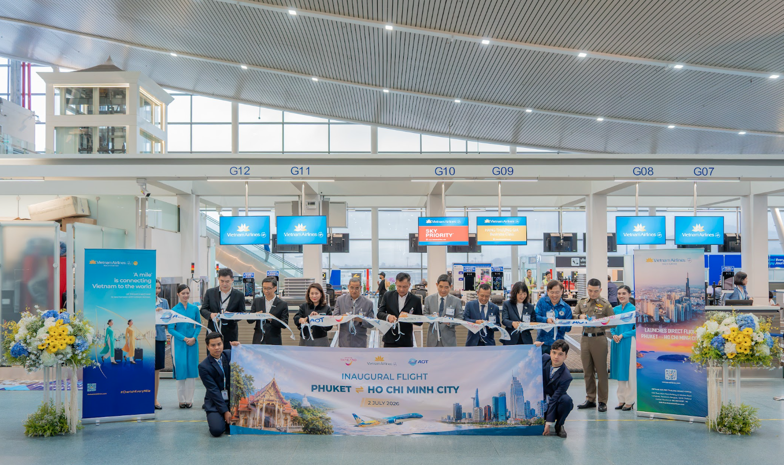 Vietnam Airlines chính thức khai trương đường bay TP Hồ Chí Minh - Phuket 